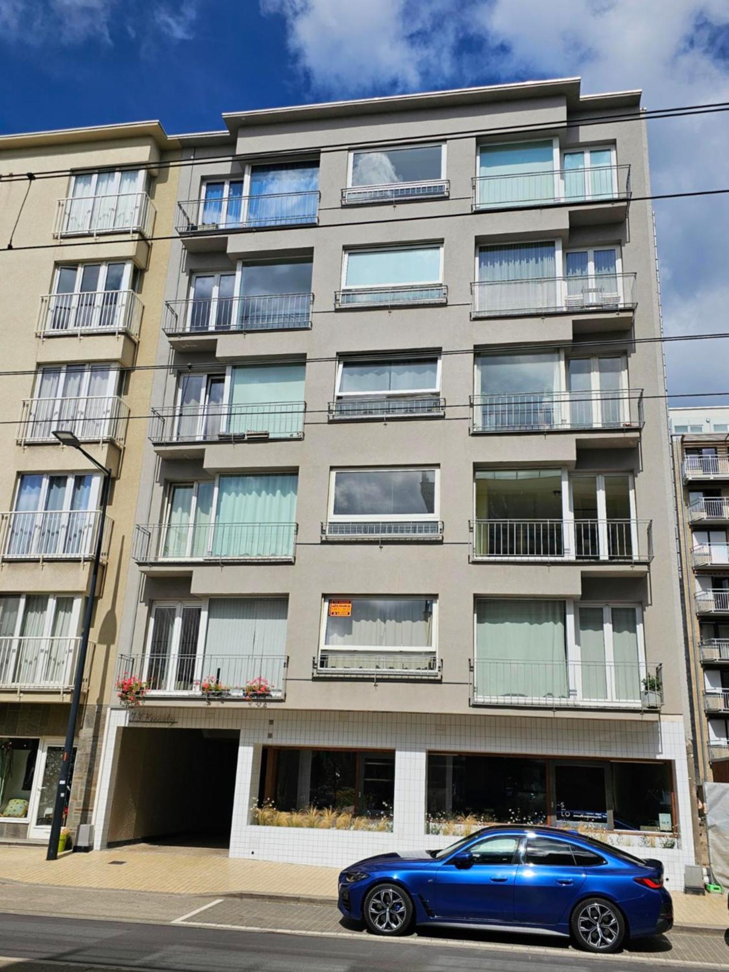 Cote A L'Oostduinkerke Met Gratis Garage Apartment Exterior photo