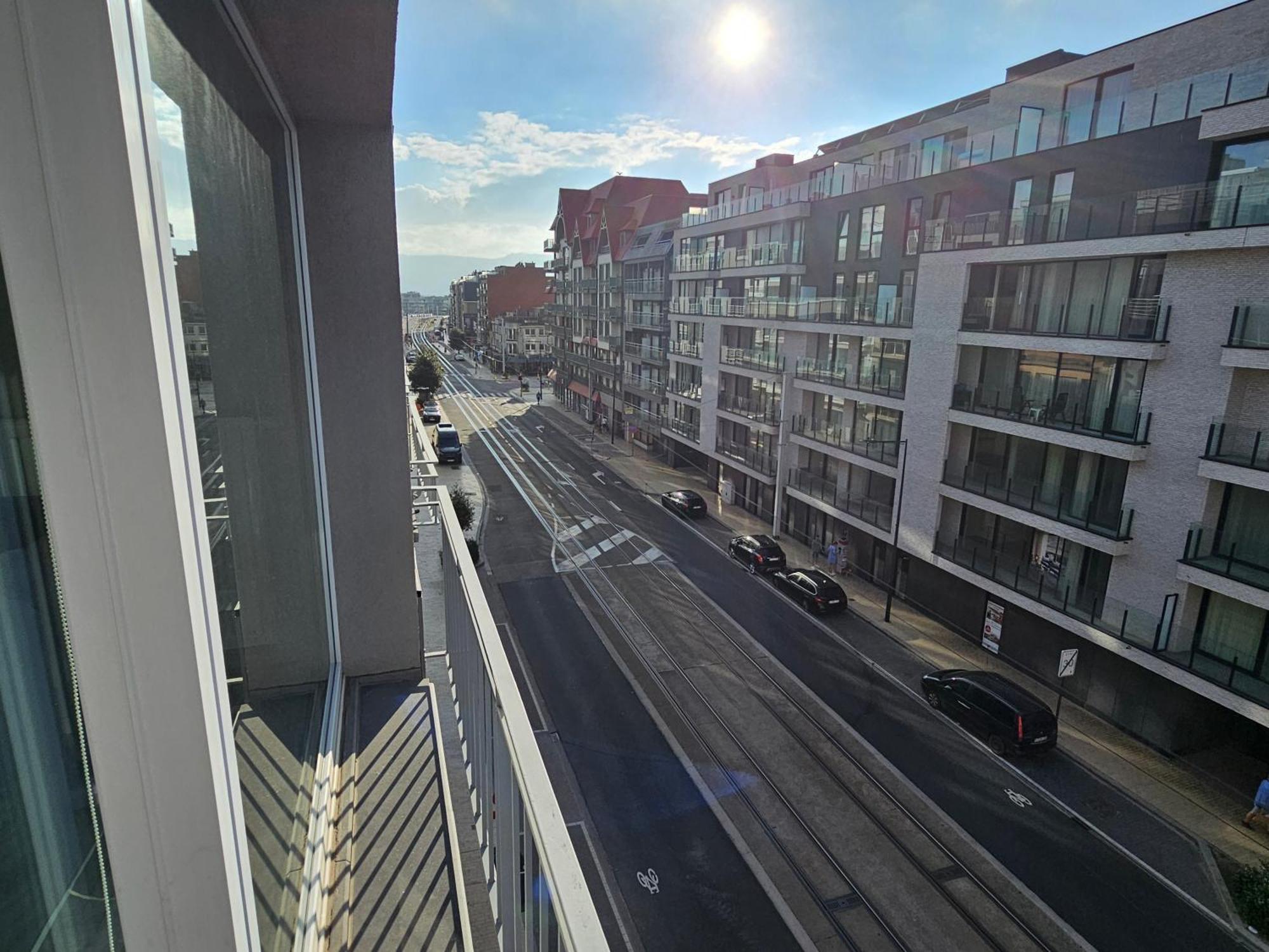 Cote A L'Oostduinkerke Met Gratis Garage Apartment Exterior photo